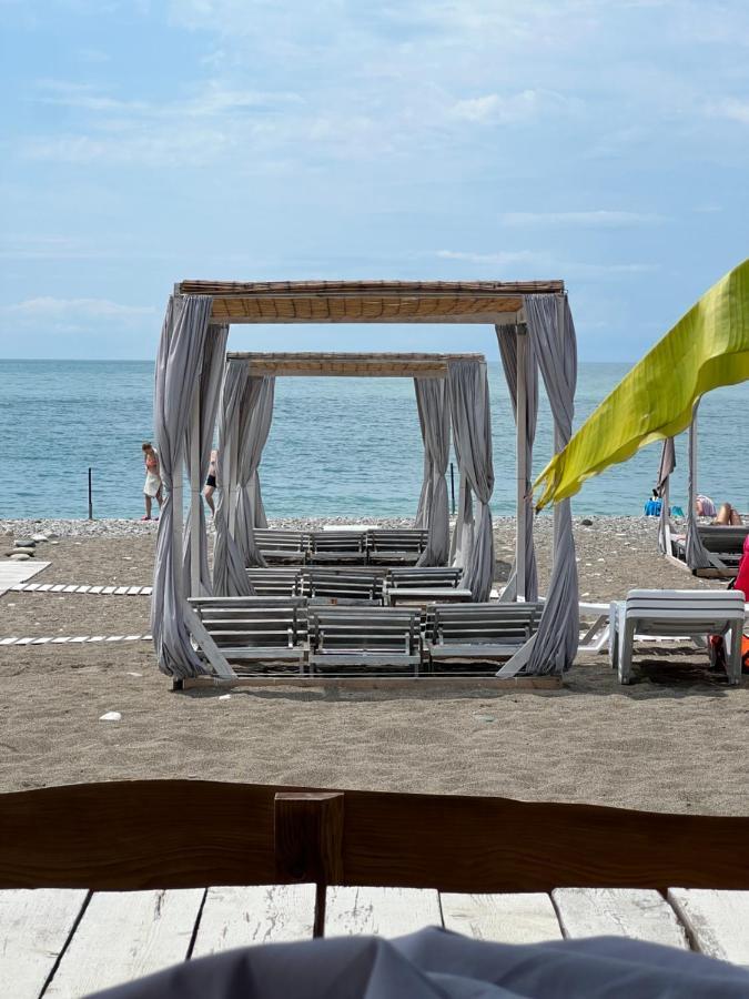 Gagra Hotel Printsevskii Zamok Exterior foto
